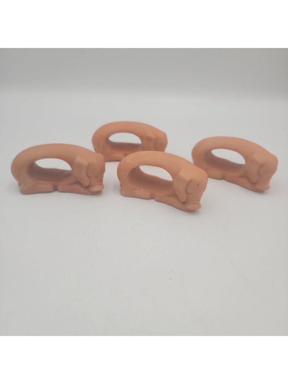 Set of 4 Toyo Terra Cotta Clay Pigs Farm Animal Napkin Rings 3"